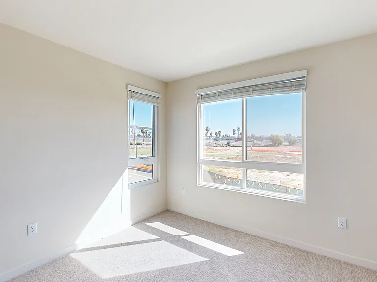 North Grove — Photo 283