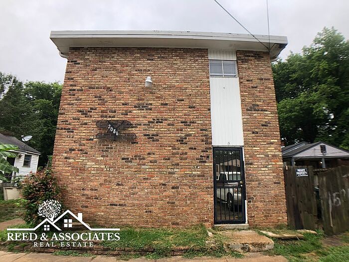 1st image of 2086 Hubert Ave #4