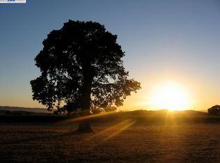 8451 Tesla Rd, Livermore, CA 94550