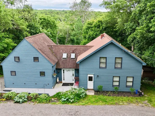 174 Pleasant Street, Blue Hill, ME 04614