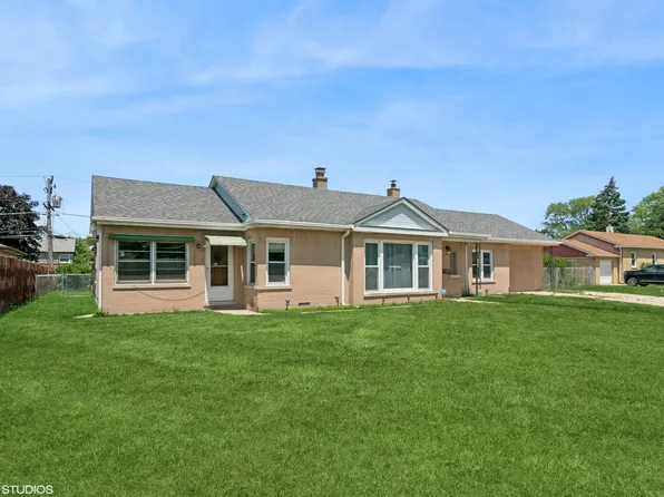 8024 W Charmaine Rd, Norridge, IL 60706