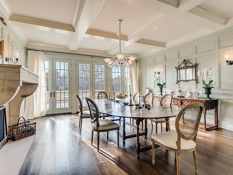 Fairfield Pond Ln — Photo 8