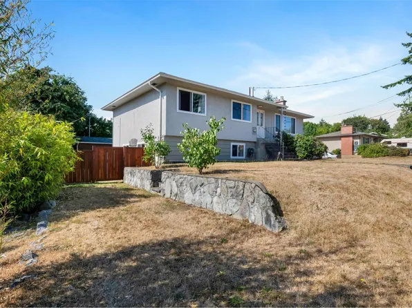 3060 George St, North Cowichan, BC V9L 2B2