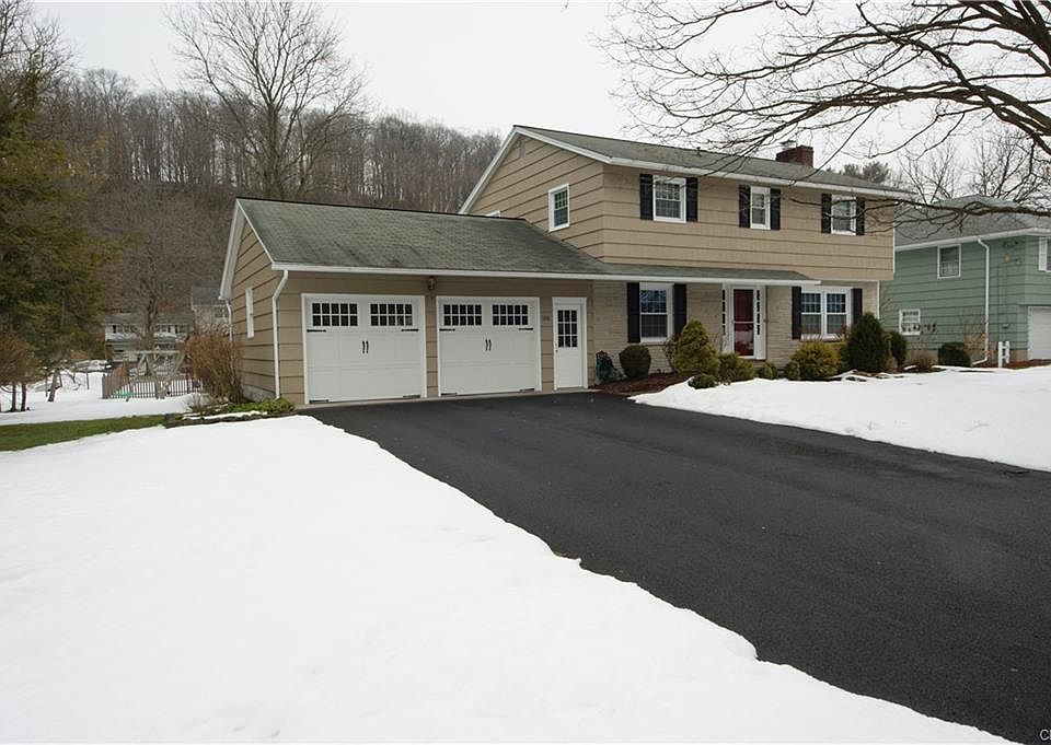 1st image of 108 Margo Ln