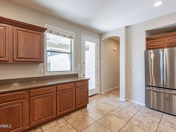 5th image of 12739 W CHUCKS Avenue