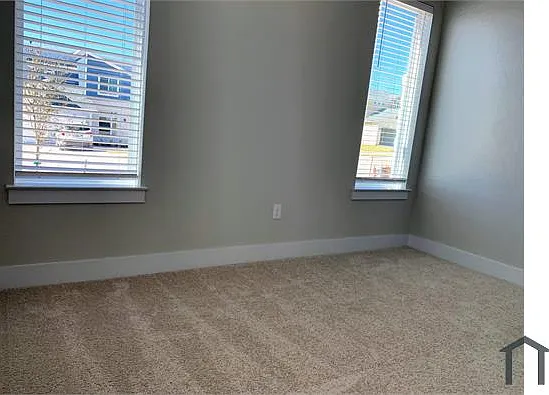10717 Charger Way — Photo 32