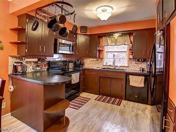 2nd image of 4679 Hilland Dr