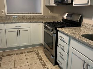 12142 Cardamom Dr, Woodbridge, VA 22192