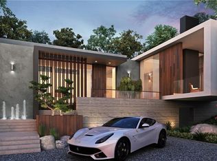 3939 Ivy Rd, Atlanta, GA 30342