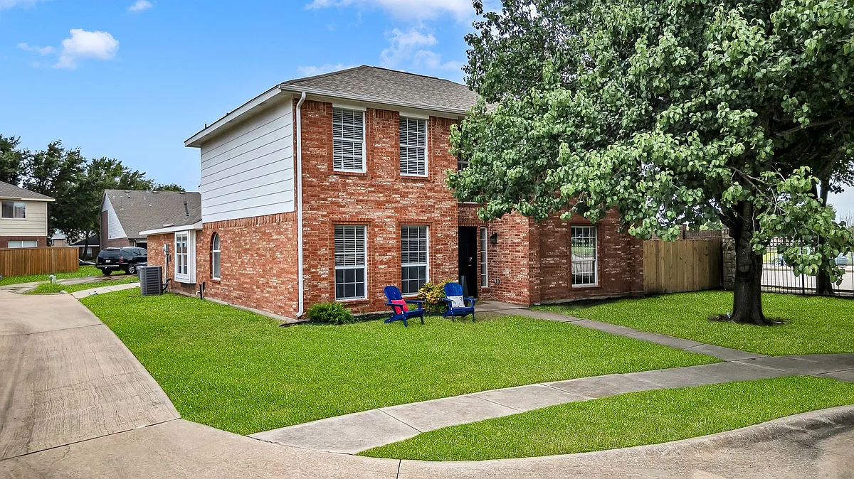 Building Photo - 600 Ashcrest Ct