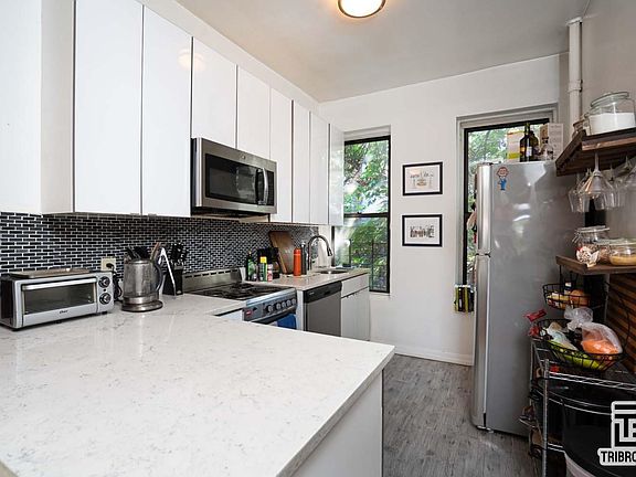 2nd image of 1970 3rd Ave APT 4