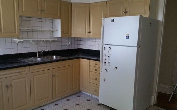 4th image of 253 Heberton Ave