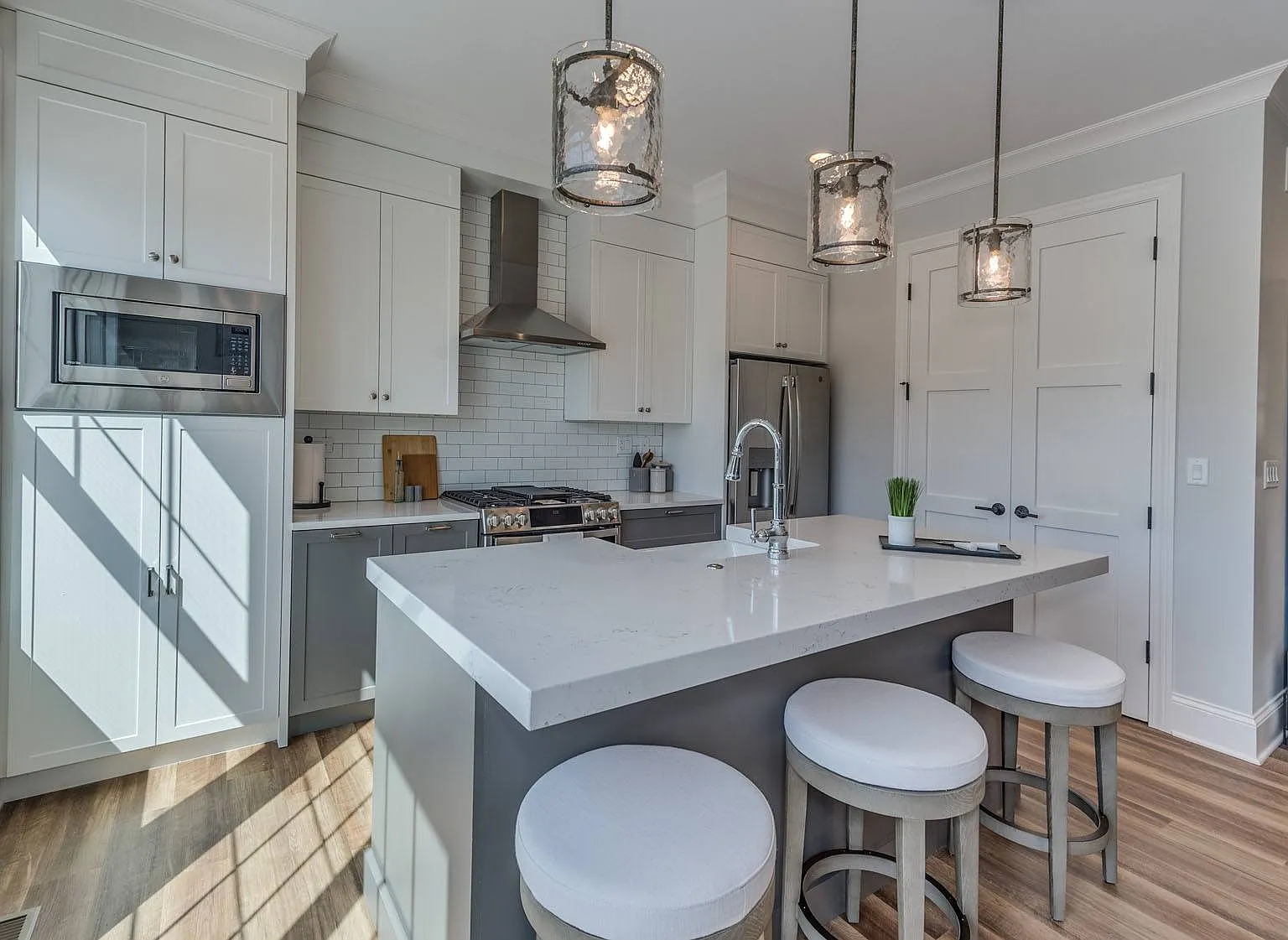 Eldridge Townhomes — Photo 4