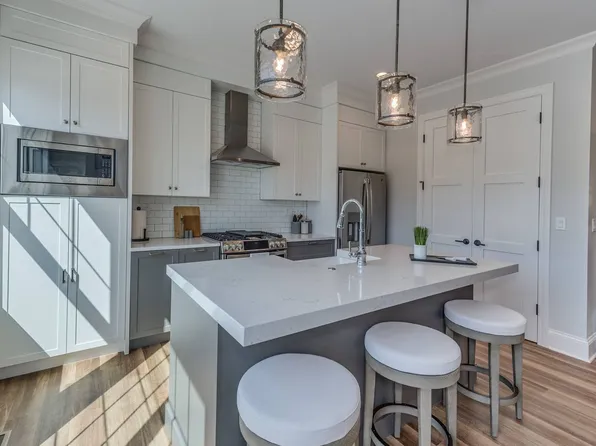 Eldridge Townhomes