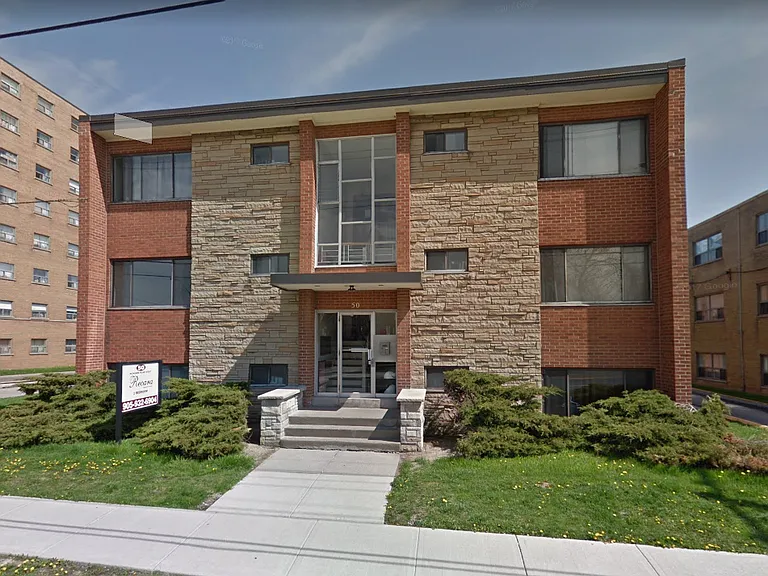 50 Mohawk Rd W #306 — Photo 7