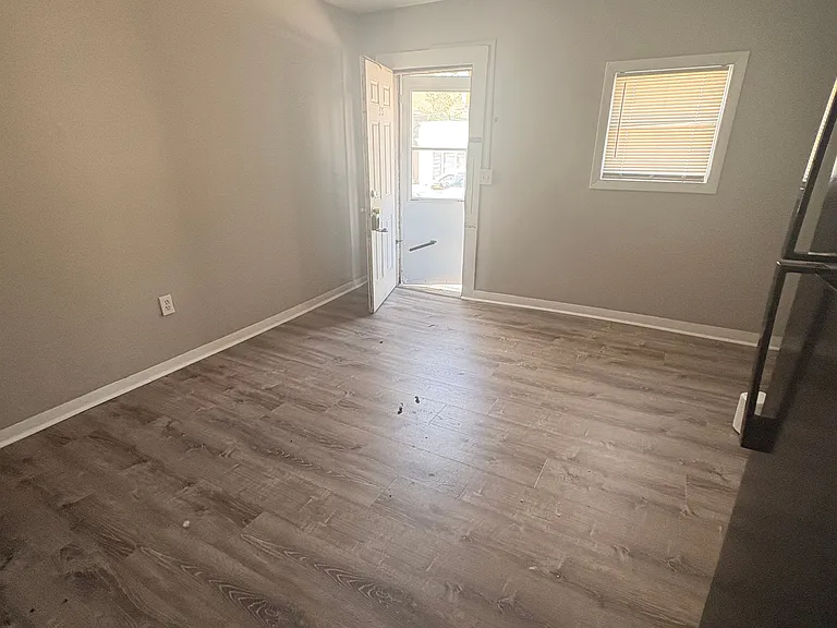53 Whitney St #1L — Photo 6