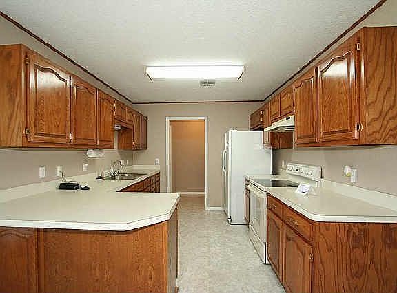 3rd image of 14191 S Quince St E