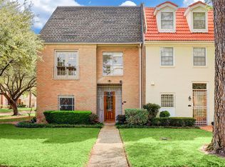 446 E Fair Harbor Ln, Houston, TX 77079