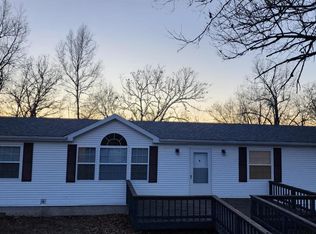 13624 Industry Rd, Lebanon, MO 65536