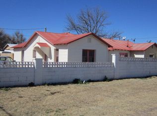 519 E Oak St, Marfa, TX 79843