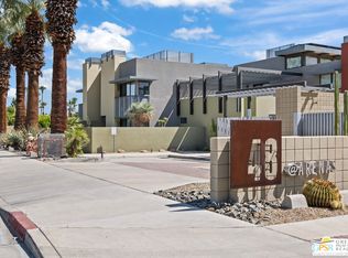 715 E Arenas Rd, Palm Springs, CA 92262