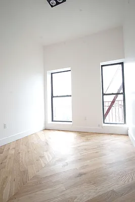 Rented by Lofts and Flats LLC | media 17