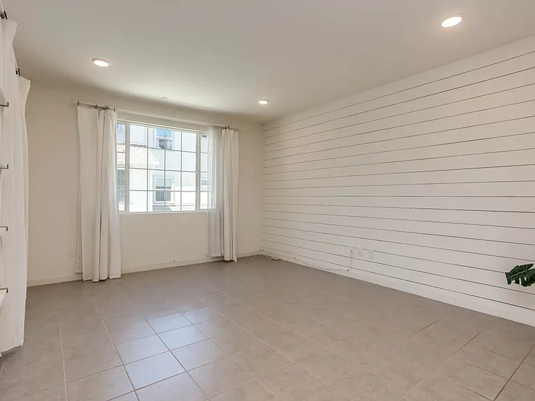 37662 Breakers Rd — Photo 5
