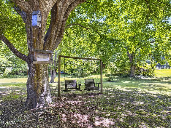 4th image of 182 Beech Springs Road