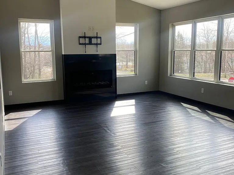 3612 Spooner Ave — Photo 4