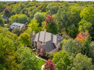 708 Windsor Rd, Sugar Grove, IL 60554