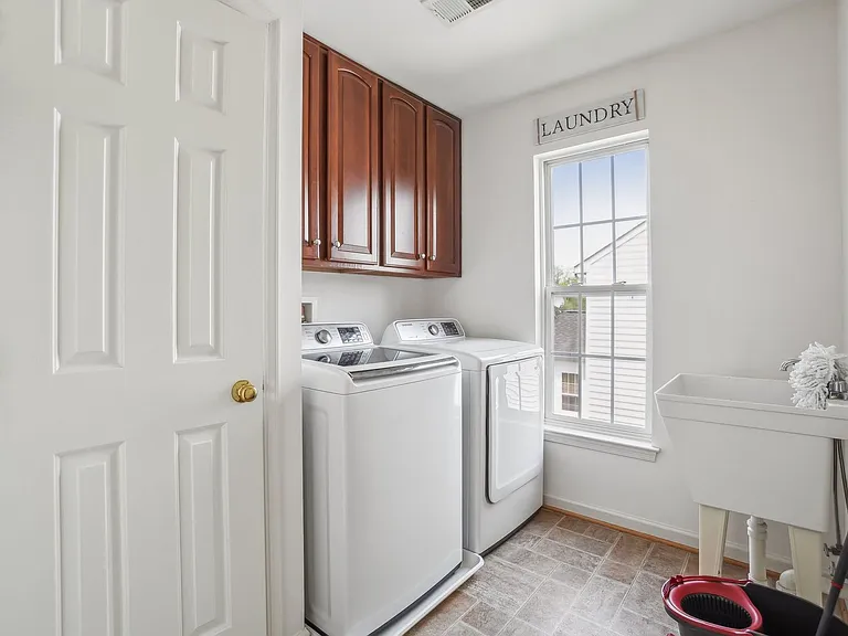 18119 Camdenhurst Dr — Photo 30