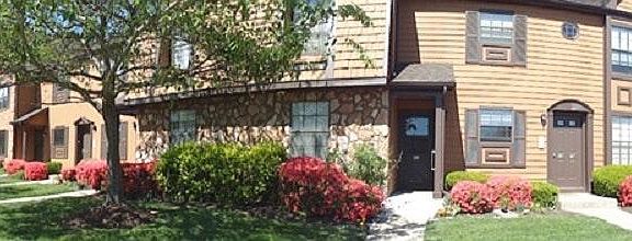 Front of Condo Panoramic