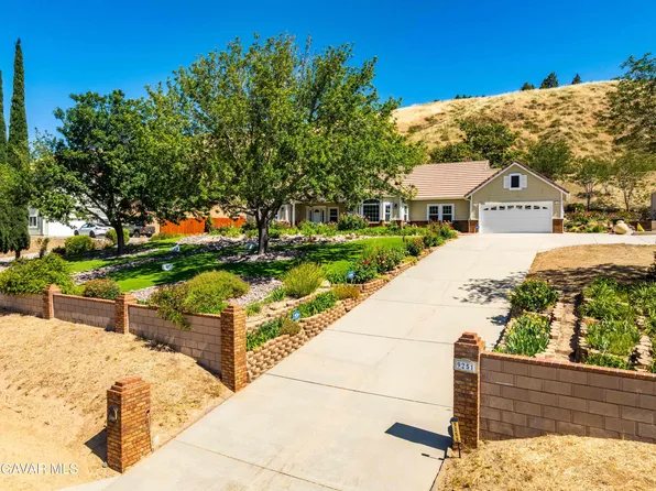 9251 Elizabeth Lake Rd, Leona Valley, CA 93551
