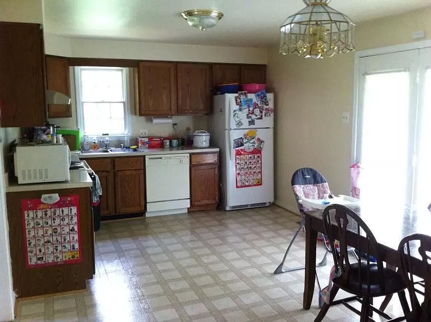 1st image of 319 Shannon Forest Ct