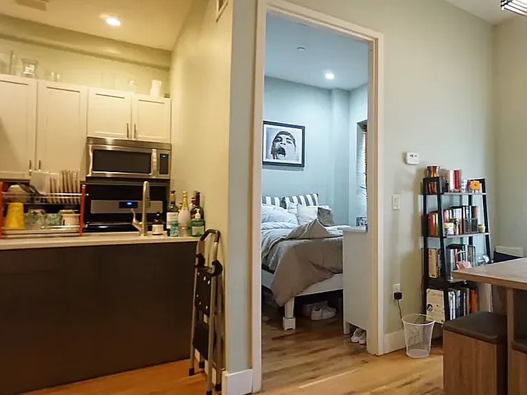 865 Greene Ave #1A — Photo 4