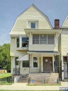 110 William St, East Orange, NJ, 07017