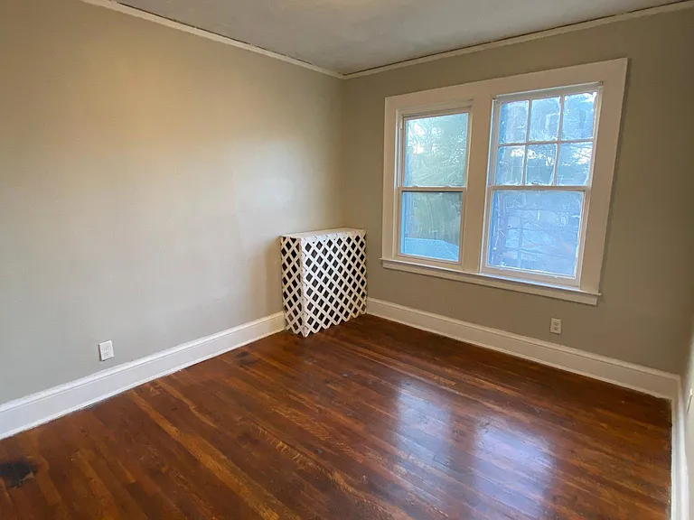 121-123 Irving St #3 — Photo 15