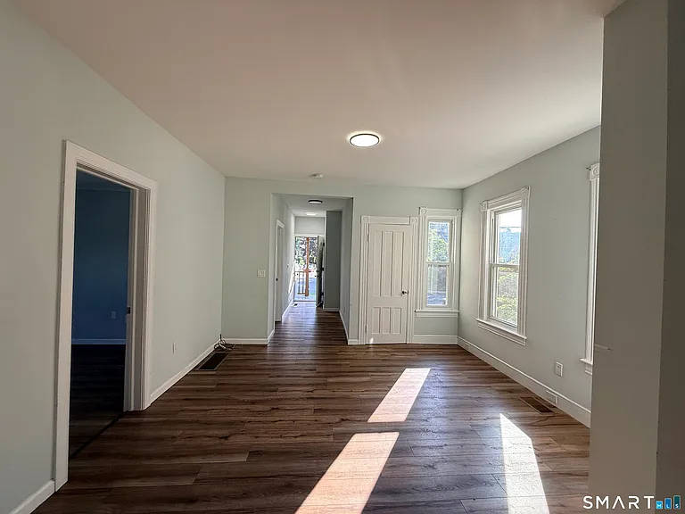 26 Taylor Ave — Photo 20