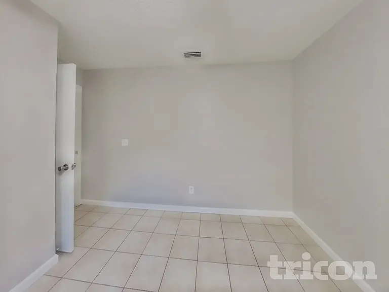 417 Filmore Dr — Photo 12