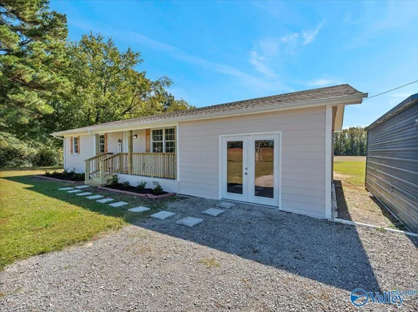 386 Taylor Rd, Hartselle, AL 35640