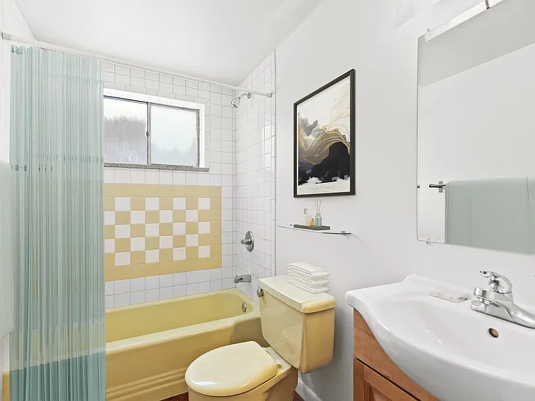 5 N Sherman St — Photo 10