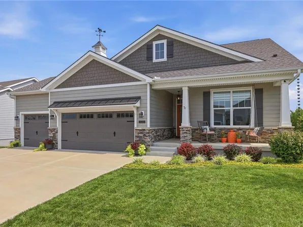 705 SW Haverford Rd, Lees Summit, MO 64081