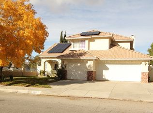 3019 Conestoga Canyon Rd, Palmdale, CA 93550