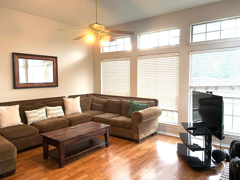 10800 Jackson Ln — Photo 6