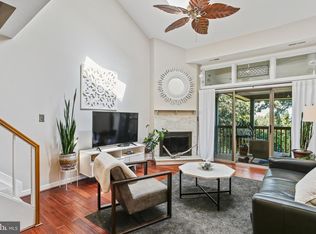 2010 Quay Village Ct APT 201, Annapolis, MD 21403