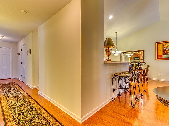 3rd image of 8752 Carriage House Way