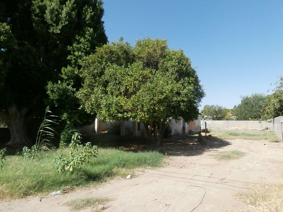 1st image of 250 S 16th Ave