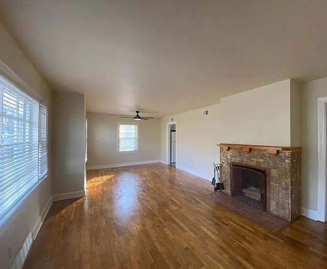 4 bed, 1880 sqft, $1,700 — Photo 3