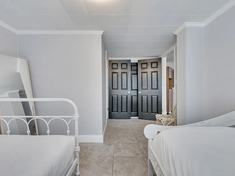 415 S Hyer Ave #B — Photo 17