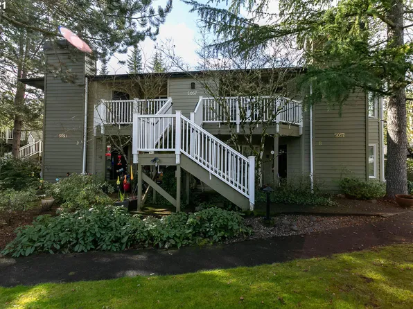 5057 Foothills Dr, Lake Oswego, OR 97034